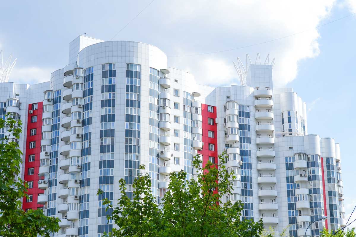 Из лидеров в «середнячки»: Кубань отстает от других регионов в рейтинге по вводу жилья в эксплуатацию