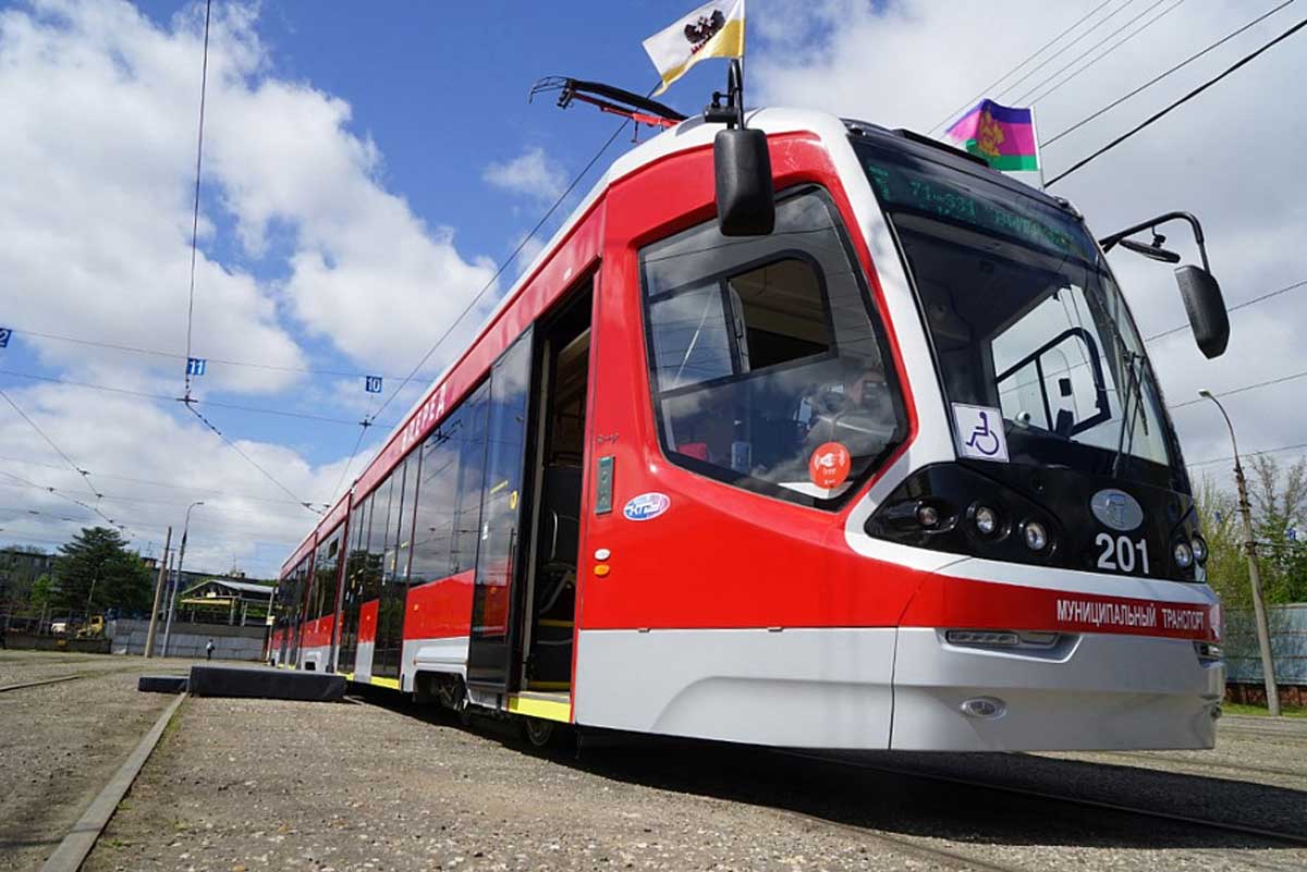 Краснодарцы пересядут на новенькие трамваи, покупку которых оплатят из краевого бюджета