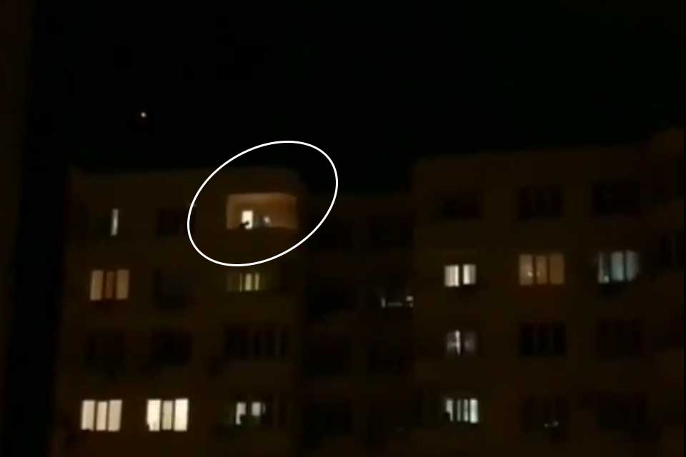Квартира на 17 этаже – не повод отказываться от барбекю: шашлыки на балконе дома на Энке обсуждают в Краснодаре