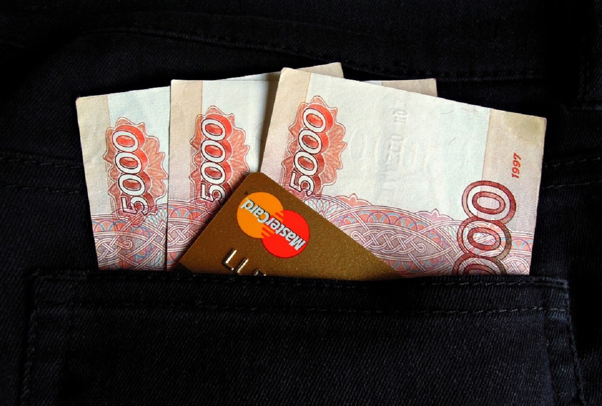 Зарплаты в Краснодарском крае пикируют вниз – статистики представили отчет о заработке в регионе